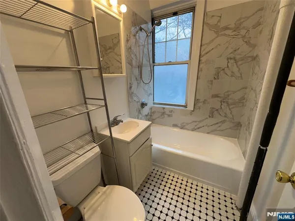 $1,750 | 311 79th Street, Unit 9, North Bergen, NJ 07047