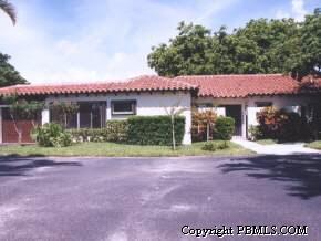16 Little Pond Road, Unit 8 Manalapan, FL 33462 - Photo 1 of 1 Primary Photo