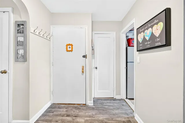 a picture of a bench in a white building