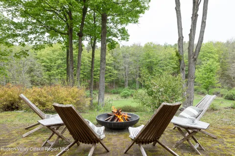 $599,000 | 189 Ingalside Road, Greenville, NY 12083