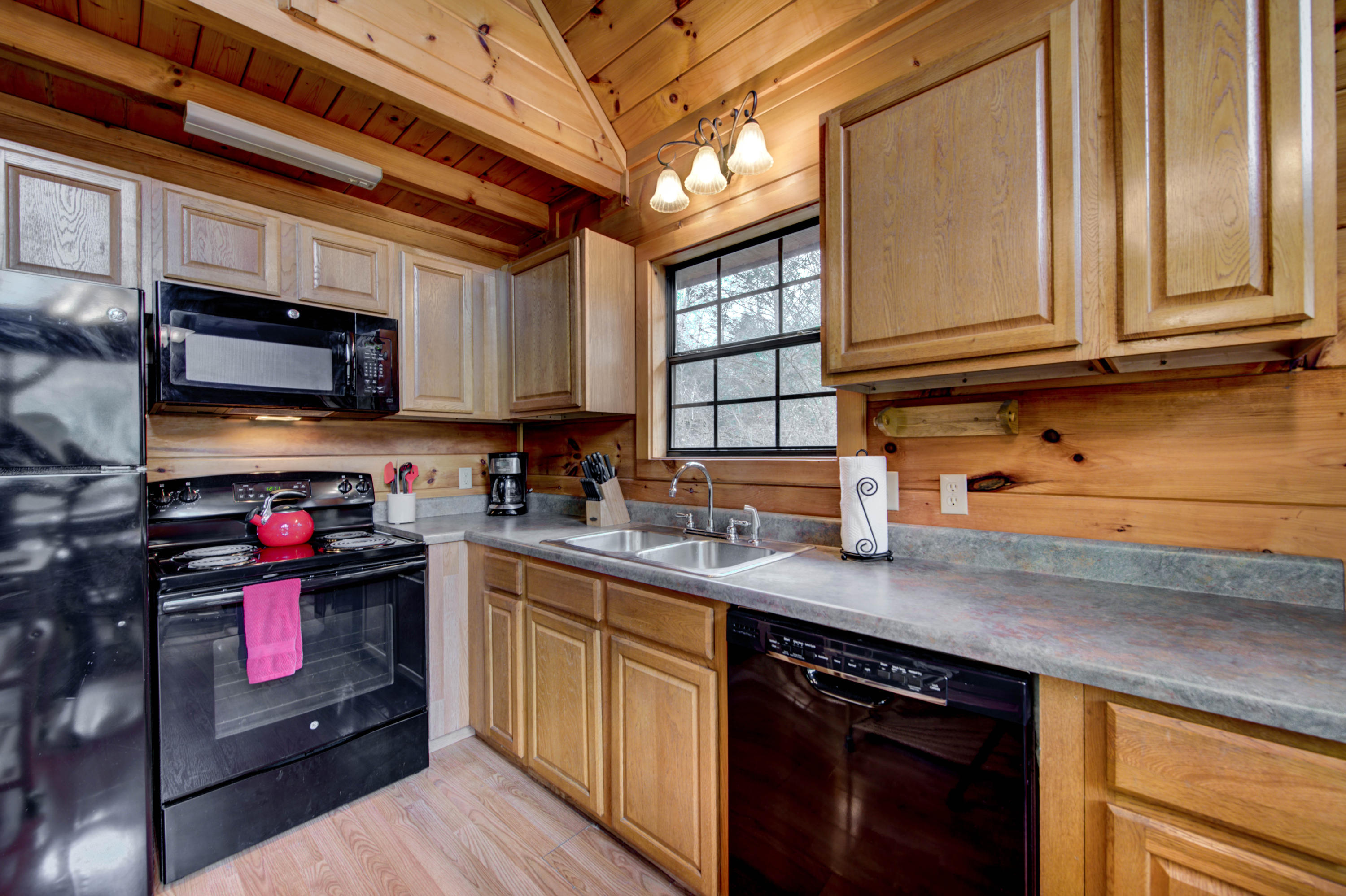 1913 Bird Hill Road Sevierville, TN 37876 - Photo 11 of 31 11