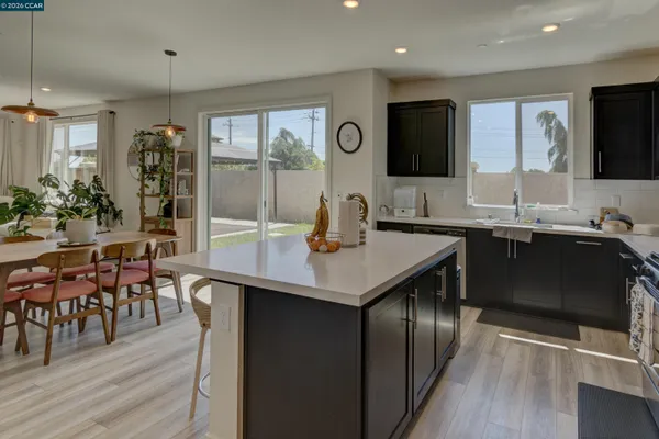 $729,000 | 281 Cinnabar Way, Oakley, CA 94561