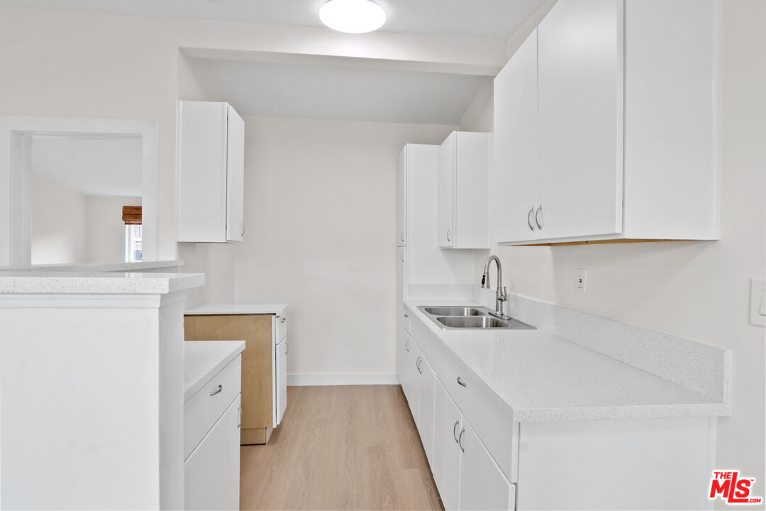 609 West E Street Wilmington, CA 90744 - Photo 18 of 20