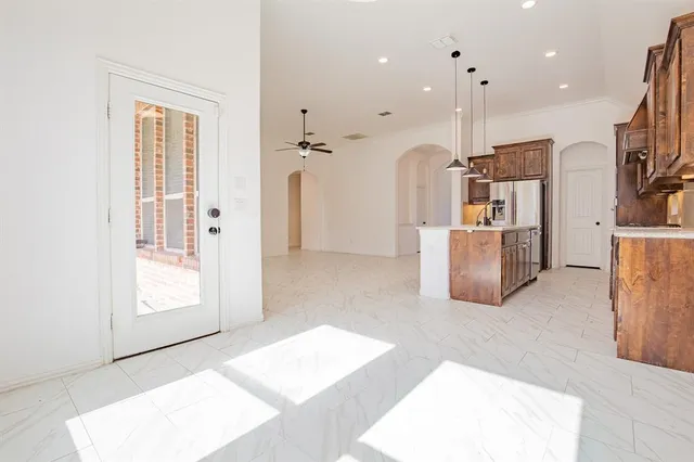 $2,600 | 9525 Corinth Lane, Frisco, TX 75035