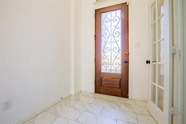 $2,600 | 9525 Corinth Lane, Frisco, TX 75035