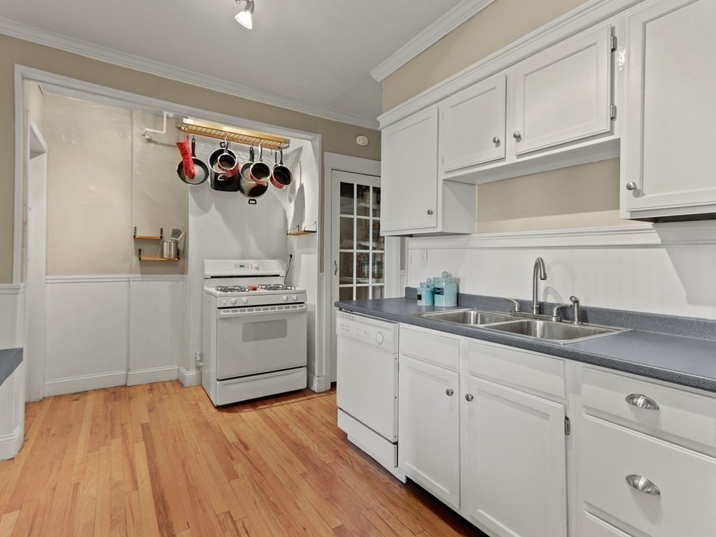 195 South Street, Unit 4 Boston, MA 02130 - Photo 12 of 17