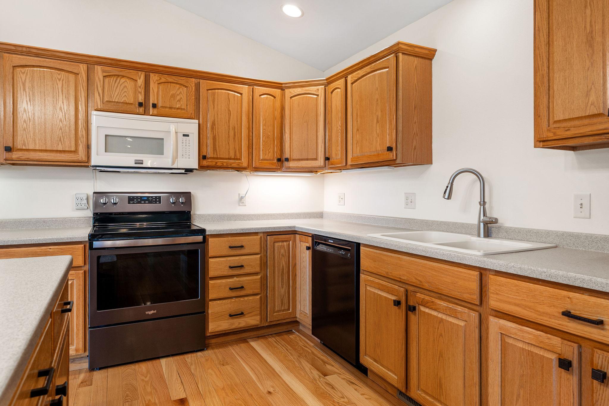 1706 22nd Avenue Southwest Austin, MN 55912 - Photo 16 of 50