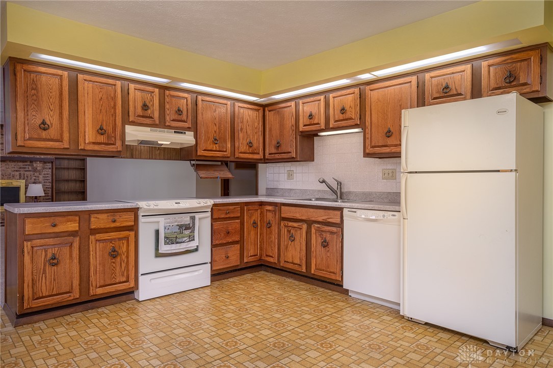3028 Lantz Road Dayton, OH 45432 - Photo 21 of 39 Gallery Image 21