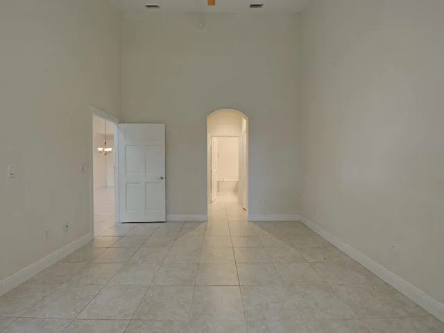 $399,999 | 1645 Baseline Lane, Vero Beach, FL 32967