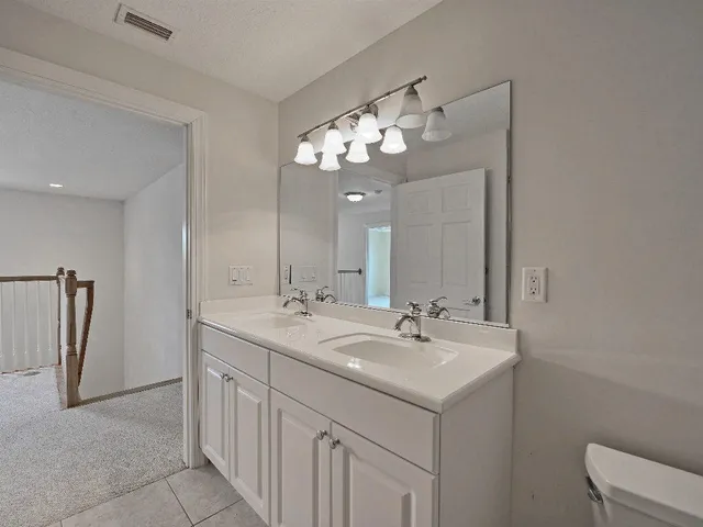 $399,999 | 1645 Baseline Lane, Vero Beach, FL 32967