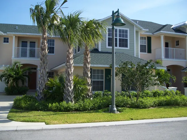 $399,999 | 1645 Baseline Lane, Vero Beach, FL 32967