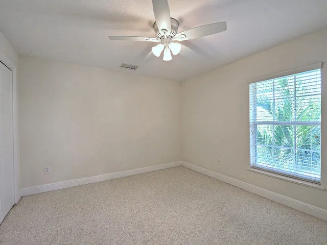 $399,999 | 1645 Baseline Lane, Vero Beach, FL 32967