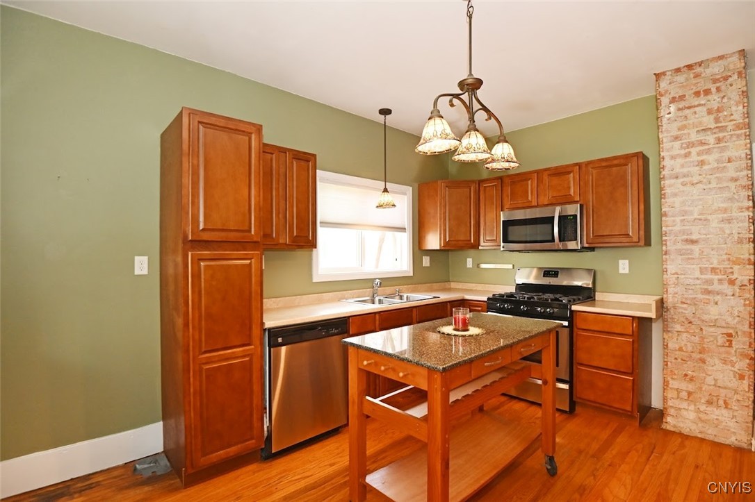 230 Riverside Drive Utica, NY 13502 - Photo 17 of 38