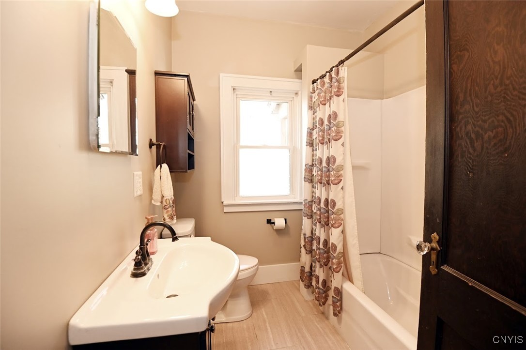 230 Riverside Drive Utica, NY 13502 - Photo 26 of 38