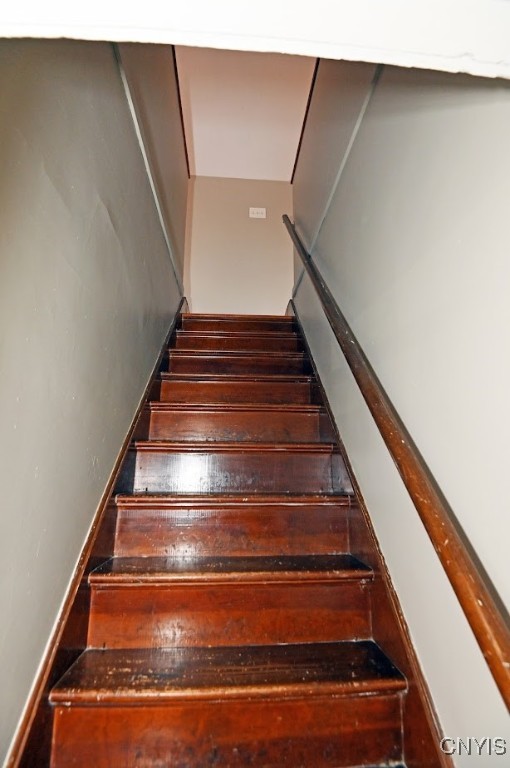 230 Riverside Drive Utica, NY 13502 - Photo 29 of 38