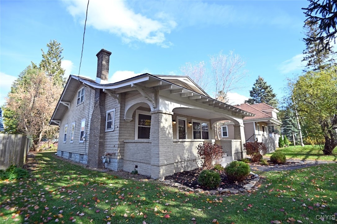 230 Riverside Drive Utica, NY 13502 - Photo 3 of 38