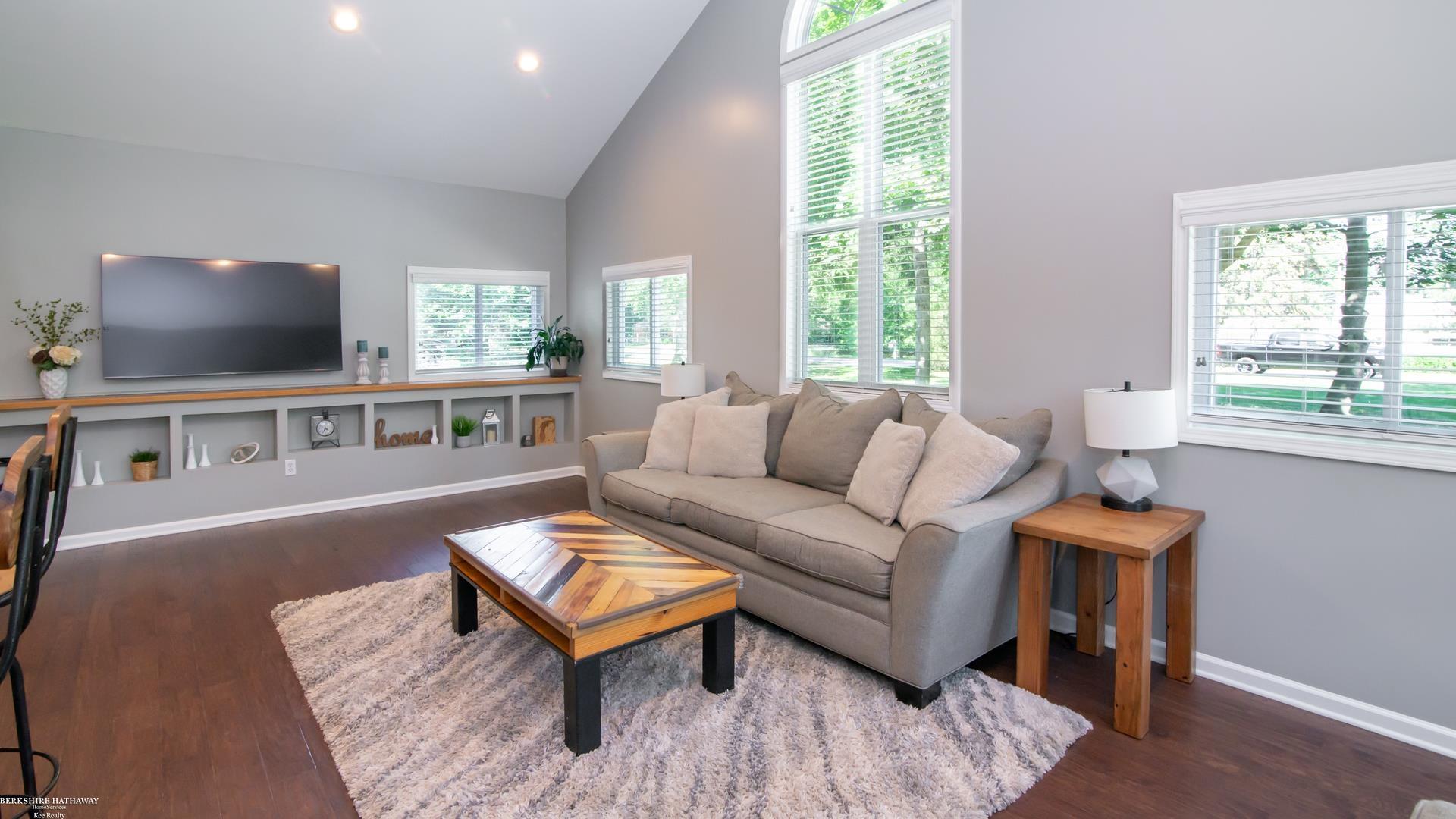 2540 Frankson Avenue Rochester, MI 48307 - Photo 22 of 37 50117180-21.JPG