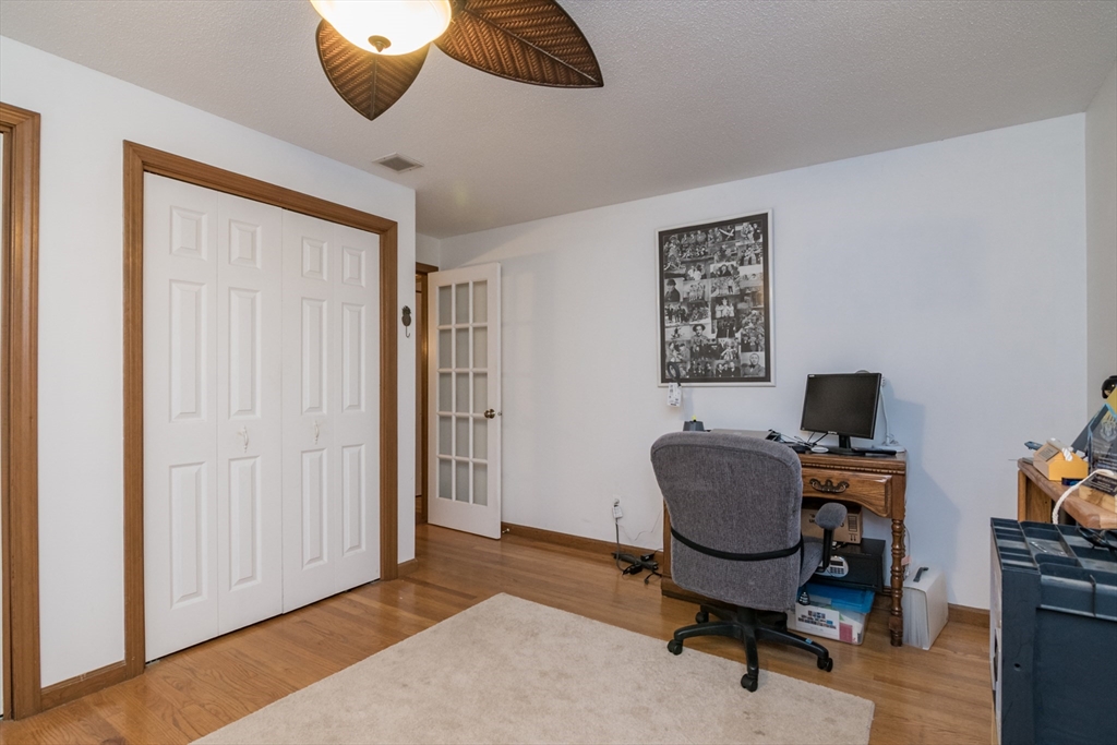 177 Edgewood Road West Springfield, MA 01089 - Photo 18 of 32