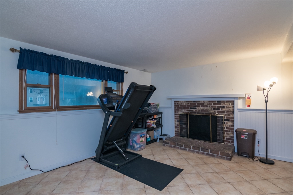 177 Edgewood Road West Springfield, MA 01089 - Photo 21 of 32