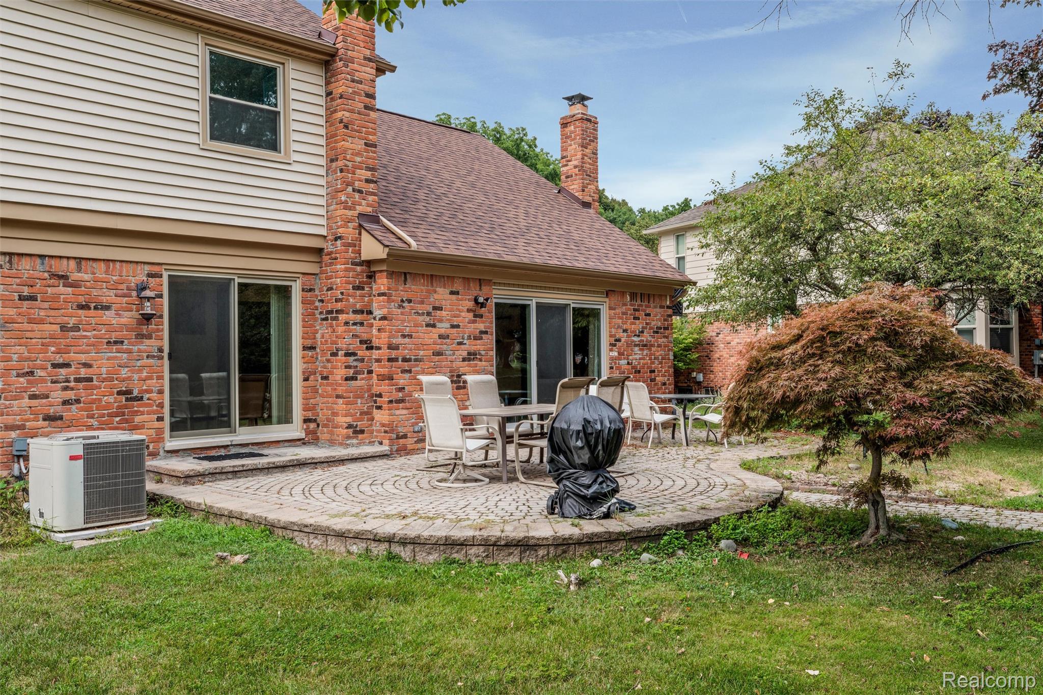 450 Timberline Drive Rochester, MI 48309 - Photo 59 of 60 49-450 Timberline Dr 0047.jpg