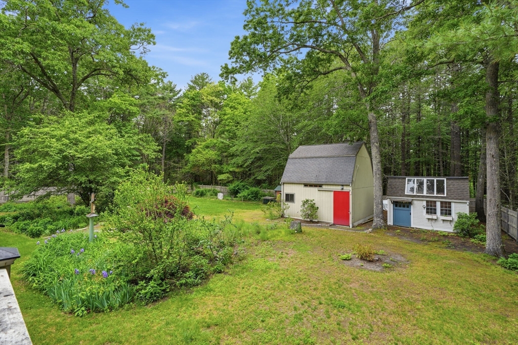 27 Bennett Road Rochester, MA 02770 - Photo 36 of 41