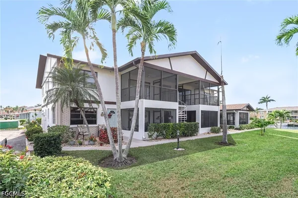 $174,900 | 4528 Southeast 5th Place, Unit 8, Cape Coral, FL 33904