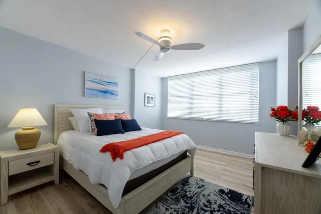 $5,000 | 2600 North Flagler Drive, Unit 611, West Palm Beach, FL 33407