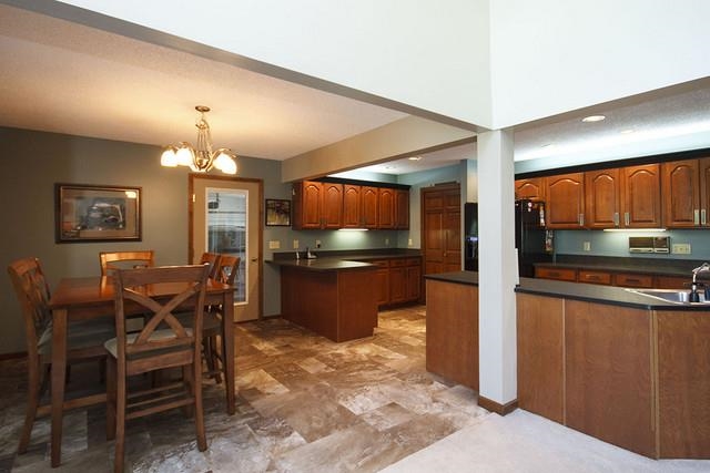 2121 Pion Road Fort Wayne, IN 46845 - Photo 8 of 30