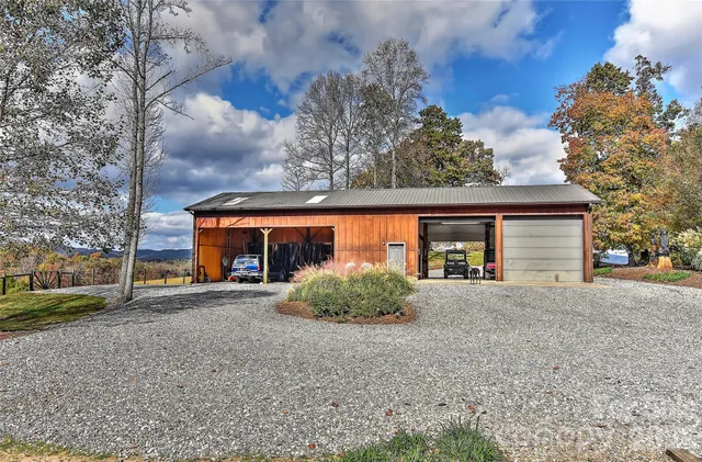 front view of house with a yard