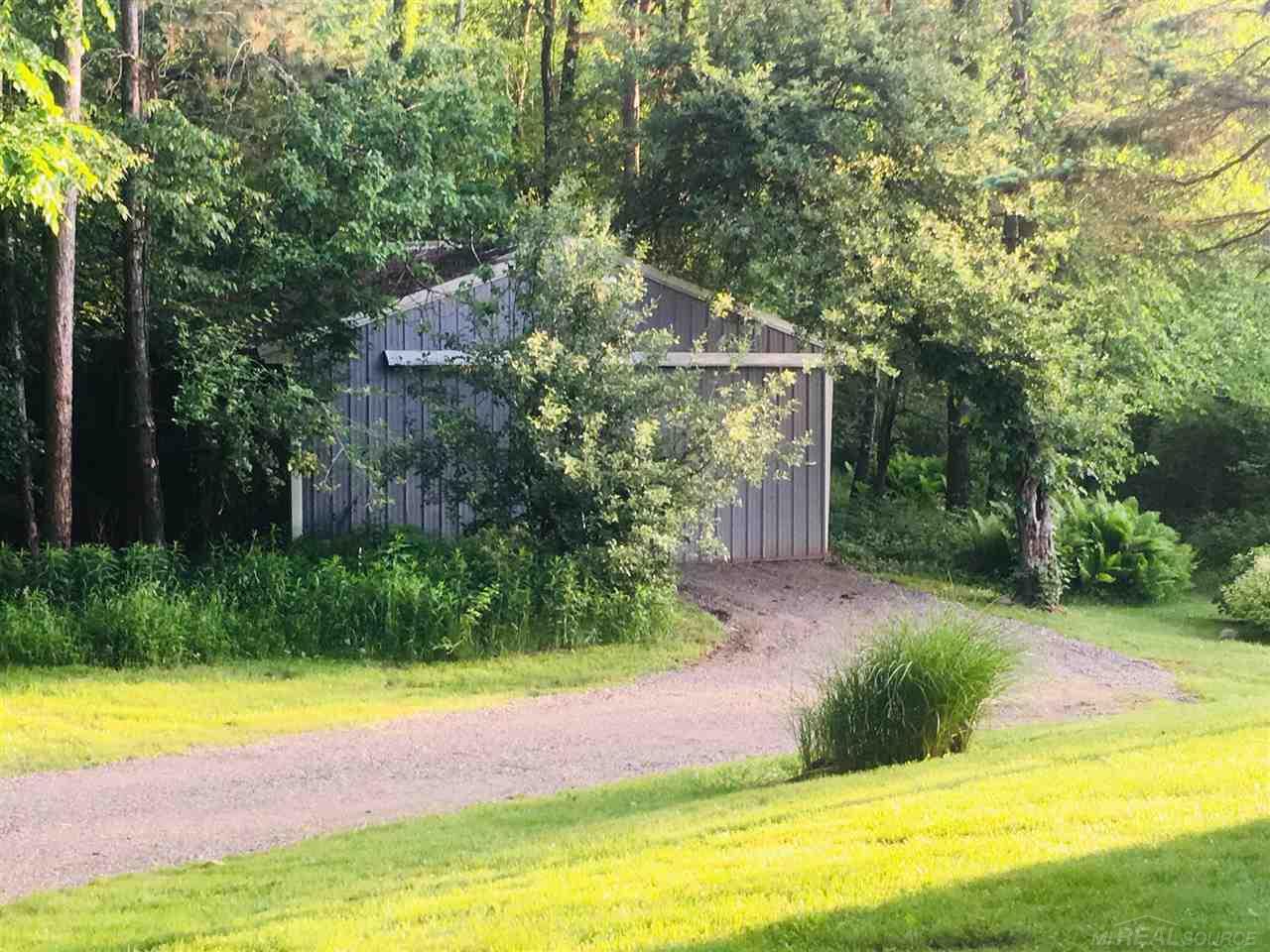 6865 Lyons Road Imlay City, MI 48444 - Photo 19 of 27