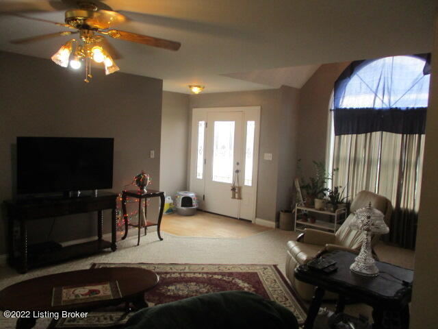 3938 Wilkerson Road Bloomfield, KY 40008 - Photo 5 of 38 IMG_1167