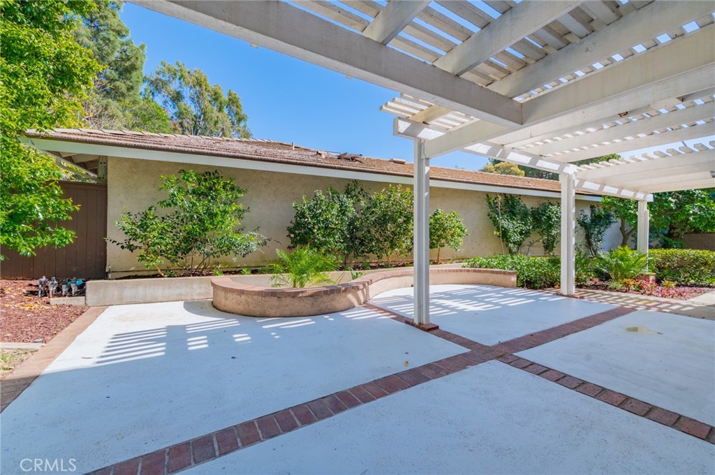 15 Rippling Streme Irvine, CA 92603 - Photo 45 of 50