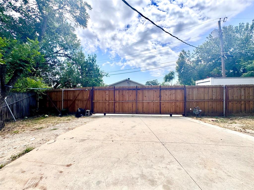 2612 Sybil Drive Mesquite, TX 75149 - Photo 17 of 18