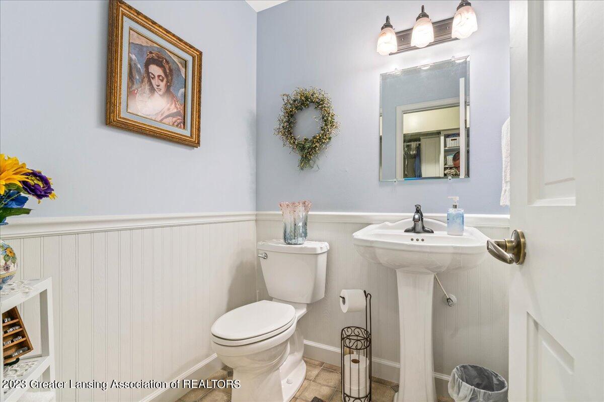 2803 South Loomis Road St. Johns, MI 48879 - Photo 22 of 40 34-Media Jett-34