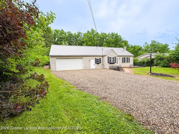 $245,000 | 16 Riverside Parkway, Battle Creek, MI 49015