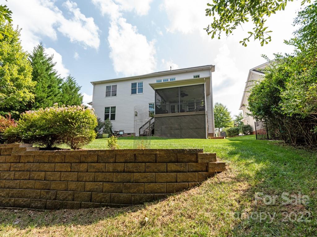 5711 Morris Hunt Drive Fort Mill, SC 29708 - Photo 36 of 43 a front view of a house with a yard