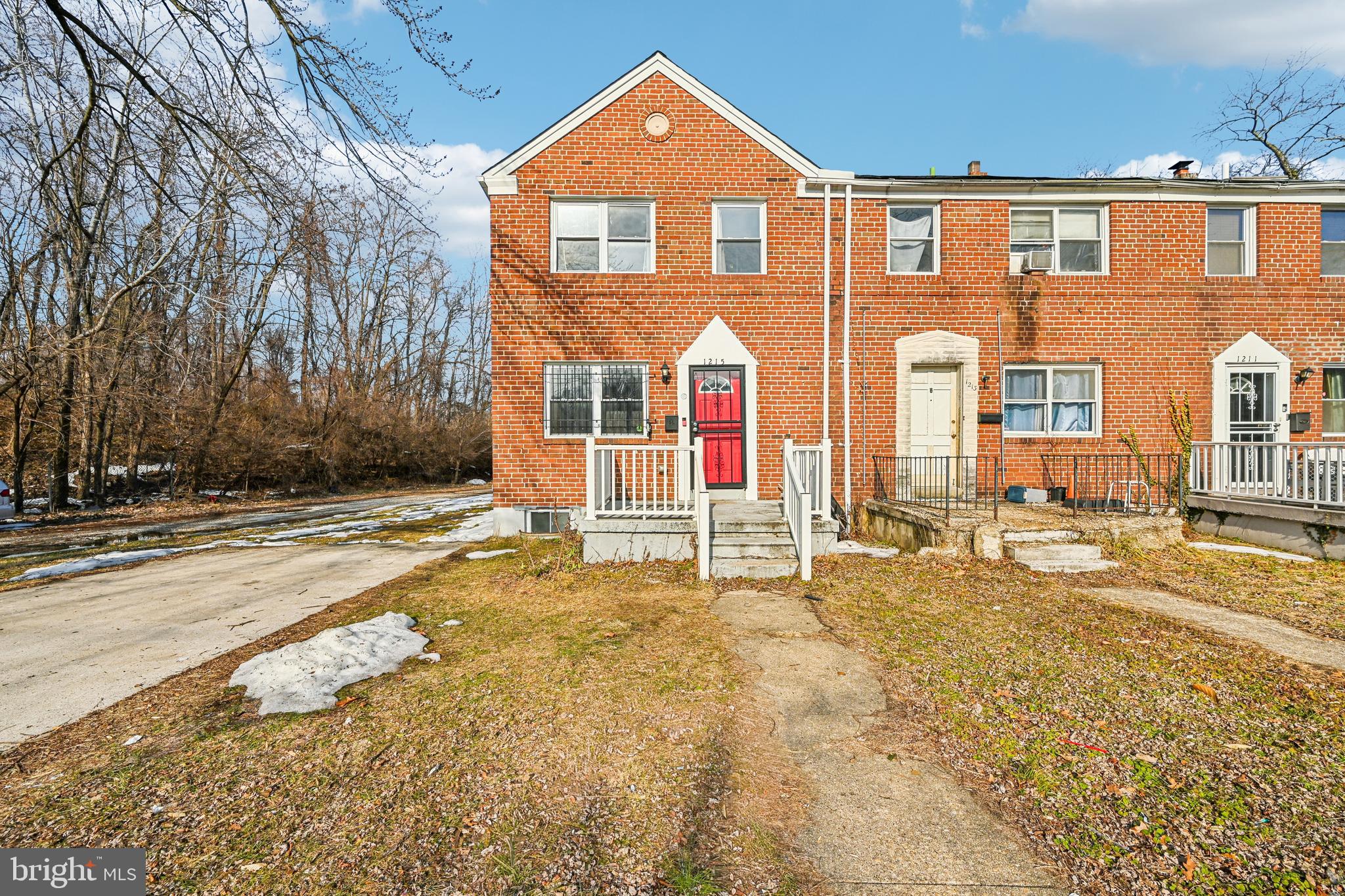 1215 Cooks Lane Baltimore, MD 21229 - Photo 5 of 41 Front Exterior