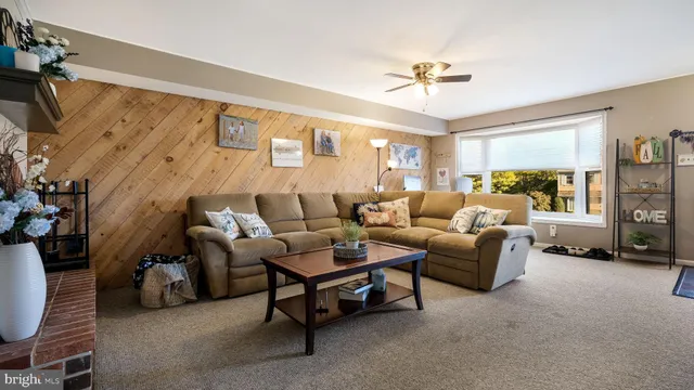 $2,500 | 4165 Rittenhouse Lane, Schwenksville, PA 19473