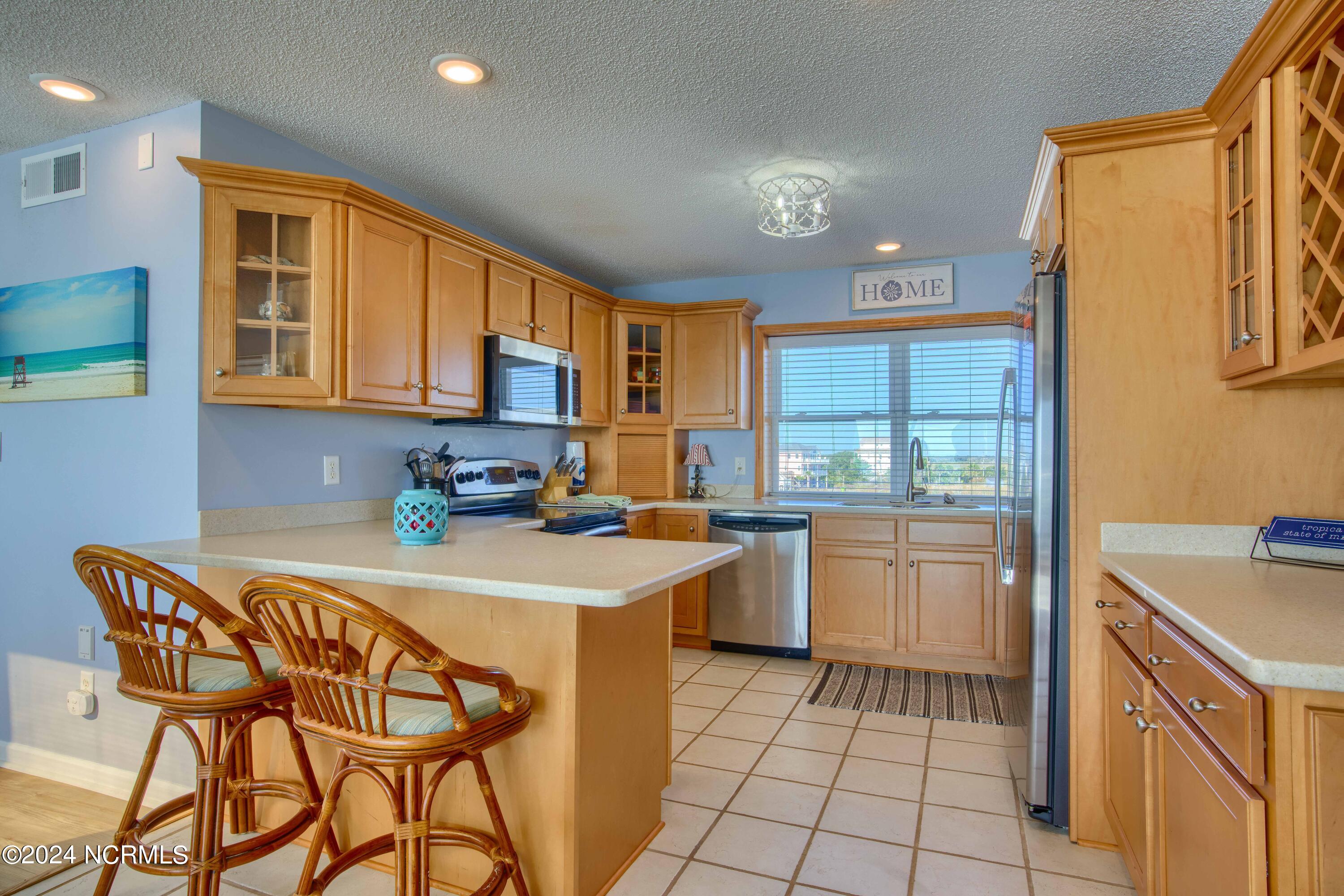 2362 New River Inlet Road North Topsail Beach, NC 28460 - Photo 23 of 49 2362 New River Inlet Road - Interiors -