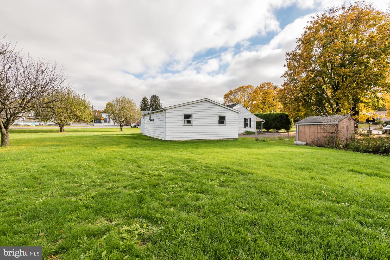 219 York Road Carlisle, PA 17013 - Photo 3 of 37 Gallery Image 3