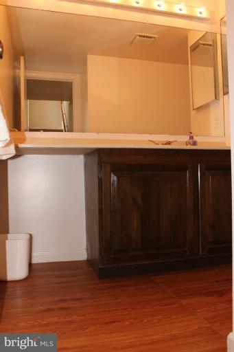 2 Tynewick Court Silver Spring, MD 20906 - Photo 10 of 30 Main Level Powder Room