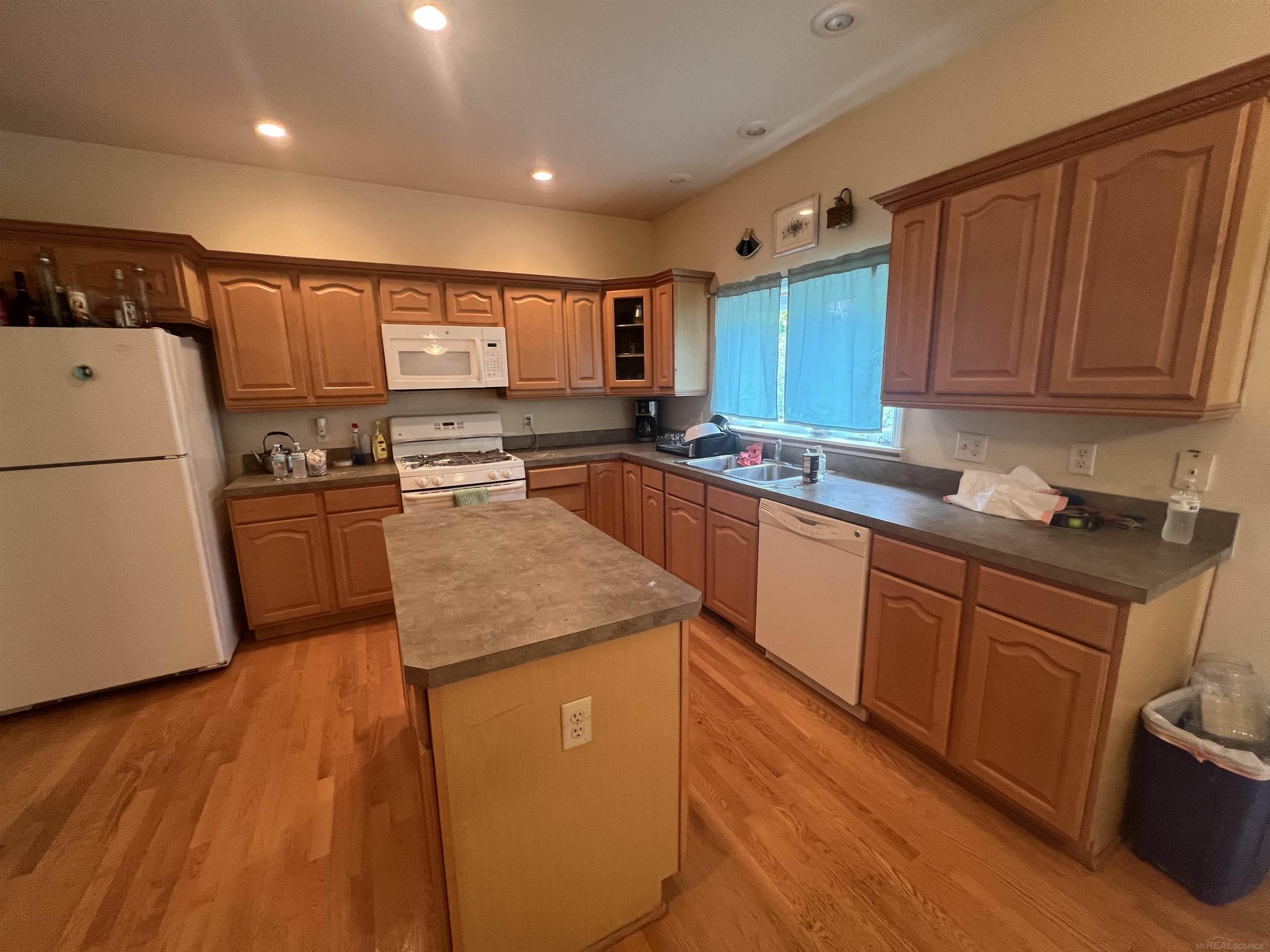 13260 Tibbets Road Memphis, MI 48041 - Photo 15 of 37 50157286-1d9604da-69e1-4c6e-a97a-d95105d56f54.JPG