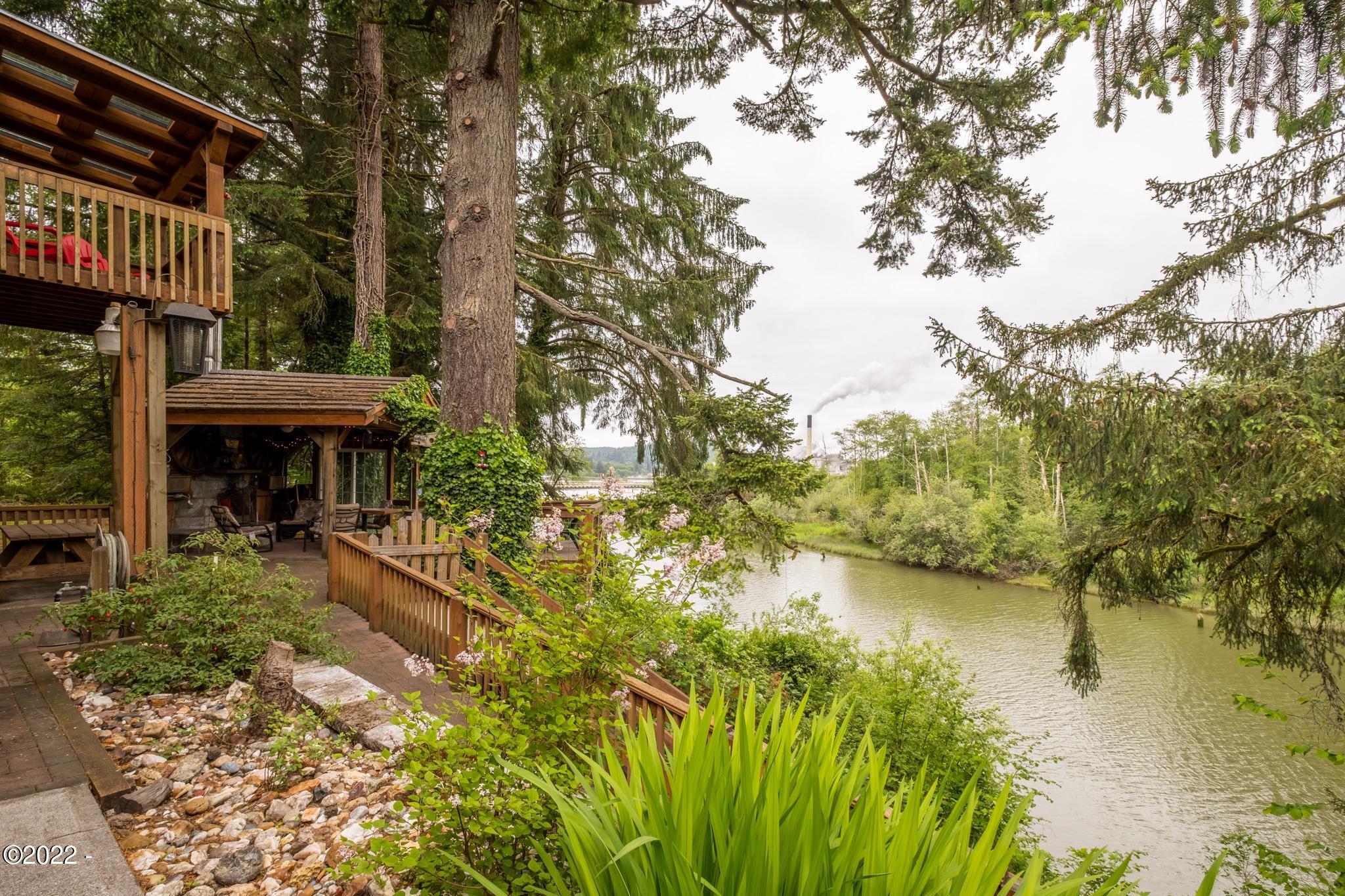 1134 Southeast River Road Toledo, OR 97391 - Photo 66 of 87 River view