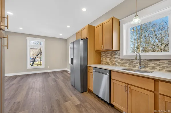 $3,100 | 104 B North Road, Highland, NY 12528