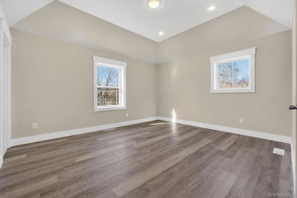 $3,100 | 104 B North Road, Highland, NY 12528