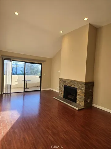 $3,400 | 336 West California Avenue, Unit 303, Glendale, CA 91203