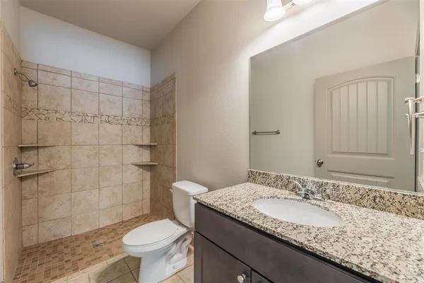 $1,700 | 509 Eureka Street, Unit 100, Weatherford, TX 76086