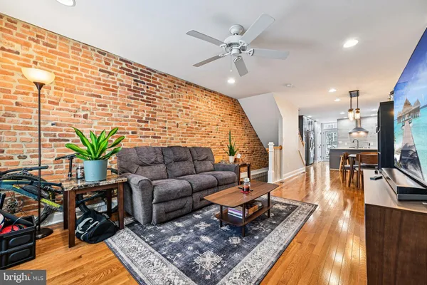 $3,100 | 503 South Bouldin Street, Baltimore, MD 21224