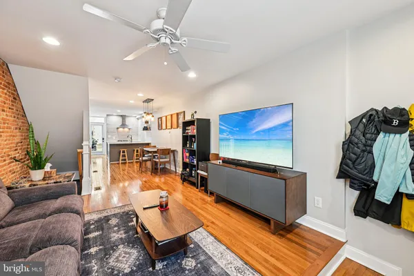 $3,100 | 503 South Bouldin Street, Baltimore, MD 21224