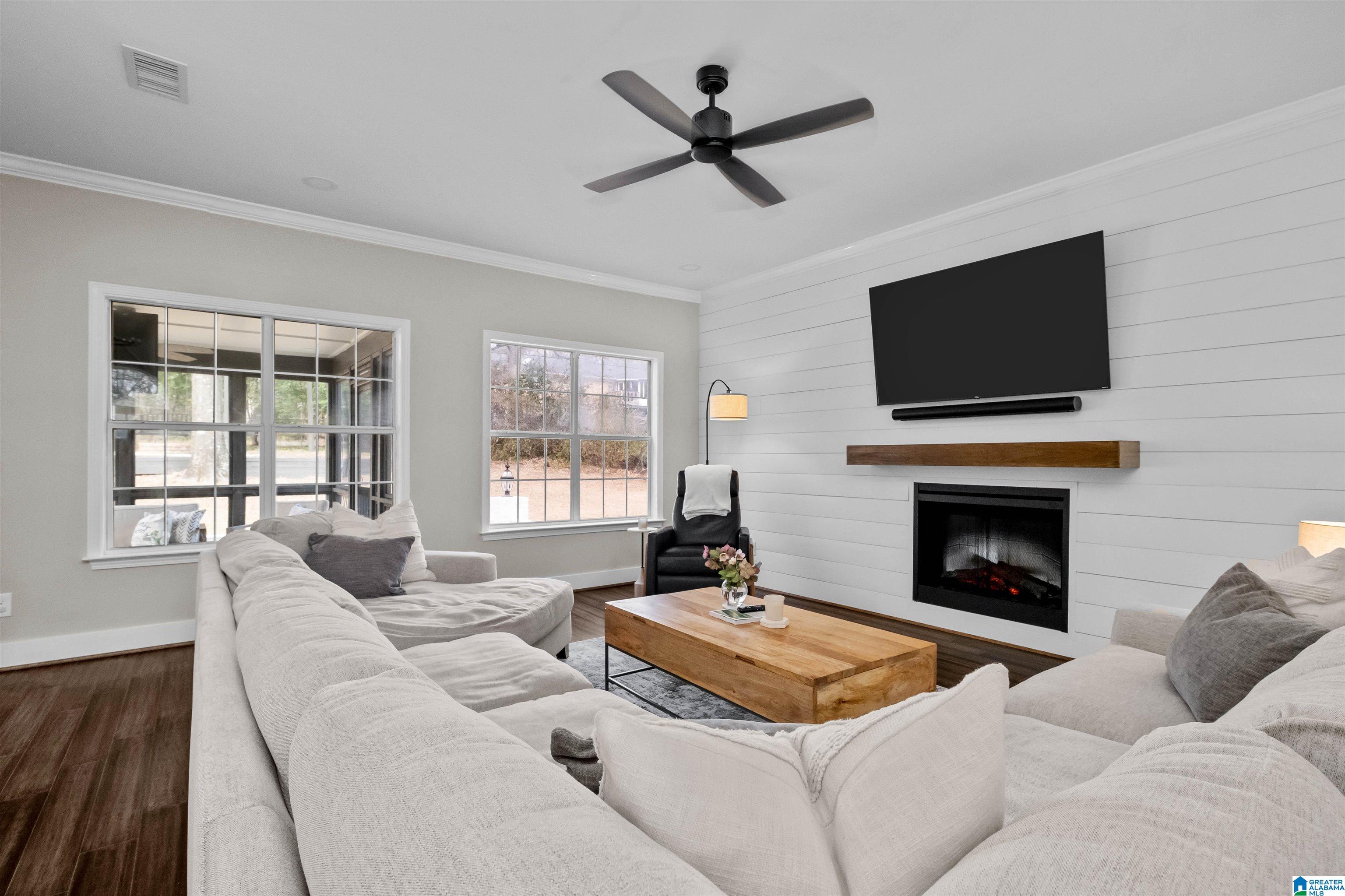 656 Bluff Park Road Hoover, AL 35226 - Photo 16 of 57
